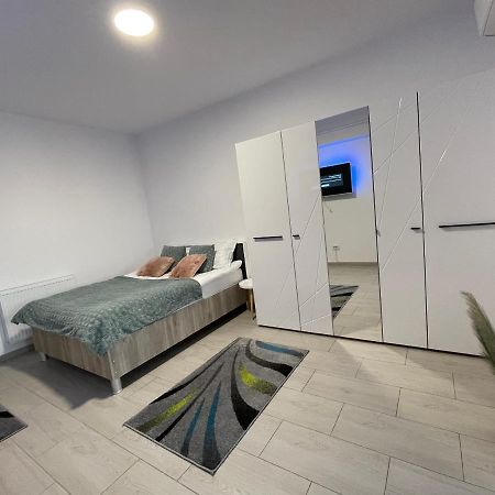 Studio Apartment Palas Mall ยาช ภายนอก รูปภาพ