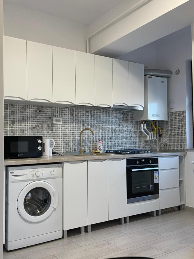 Studio Apartment Palas Mall ยาช ภายนอก รูปภาพ